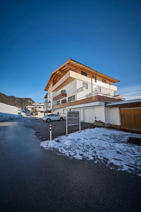 Property building, Natural landscape