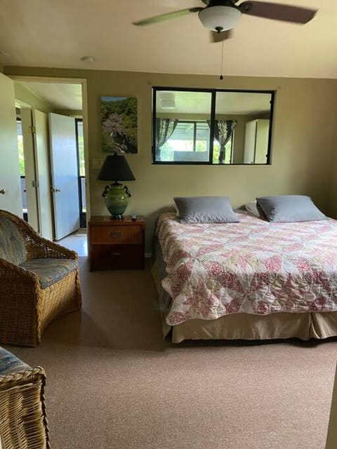 Hana Maui Vacation Rentals "HOME" Hana Hale House in Hana