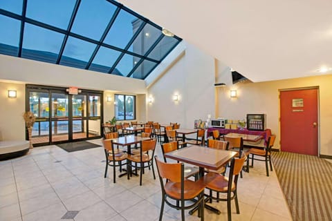 Days Inn by Wyndham Parsippany Hotel in Parsippany-Troy Hills