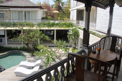Property building, Balcony/Terrace