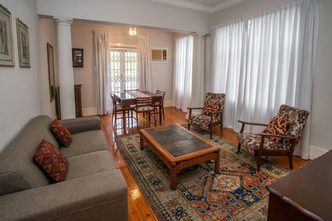 Harcourt Lodge Apartment in Durban