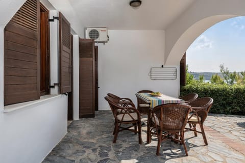 Alianthos Suites Apartment hotel in Crete