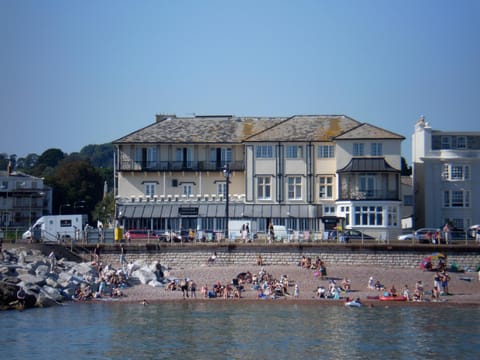 Property building, Facade/entrance, Sea view