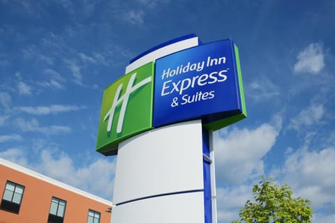 Holiday Inn Express & Suites - Williamstown - Glassboro, an IHG Hotel Hotel in Delaware