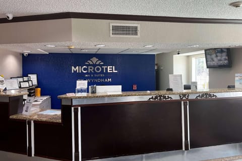 Microtel Inn & Suites by Wyndham Houston/Webster/Nasa/Clearlake Hotel in Nassau Bay