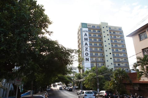 Property building, Nearby landmark, Day, Property logo or sign