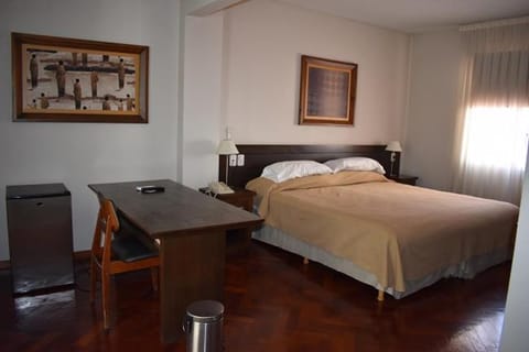Hotel Cervantes Hôtel in Mendoza