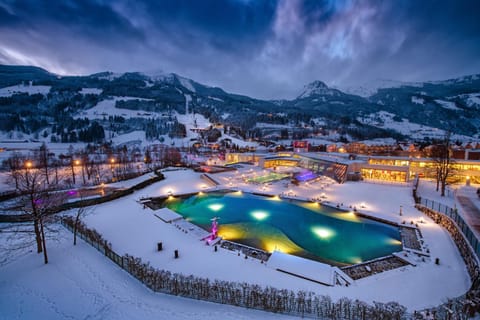 Österreichischer Hof-im Bademantel direkt in die Alpentherme Hotel in Bad Hofgastein