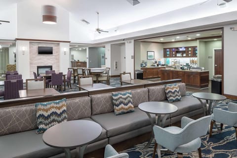 Homewood Suites by Hilton Fresno Airport/Clovis Hotel in Clovis