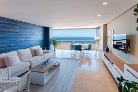 TV and multimedia, Balcony/Terrace, Other, Seating area, Dining area, Sea view