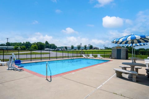 On site, Pool view, Swimming pool