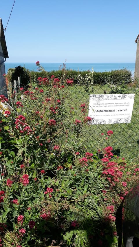 Le clapotis de l'Ô, calme, balcon sur la mer, à 2 h de Paris House in Ault