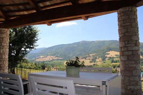 Calbertone Family and Bike Holidays Villa in Marche