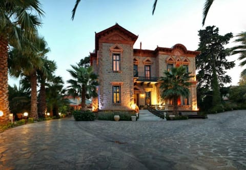 The Loriet Apartahotel in İzmir Province