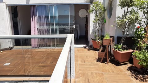 Balcony/Terrace, Garden view