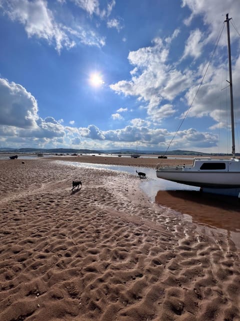 Nearby landmark, Day, Natural landscape, Beach, Sea view