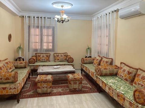 Location appartement Oran Akid lotfi Copropriété in Oran