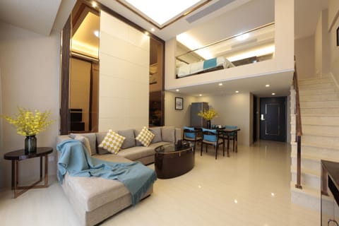 WAIFIDEN Duplex Hotel Apartment Zhongyong Jinyu Branch Condo in Guangzhou