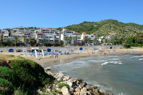 Facade/entrance, Beach