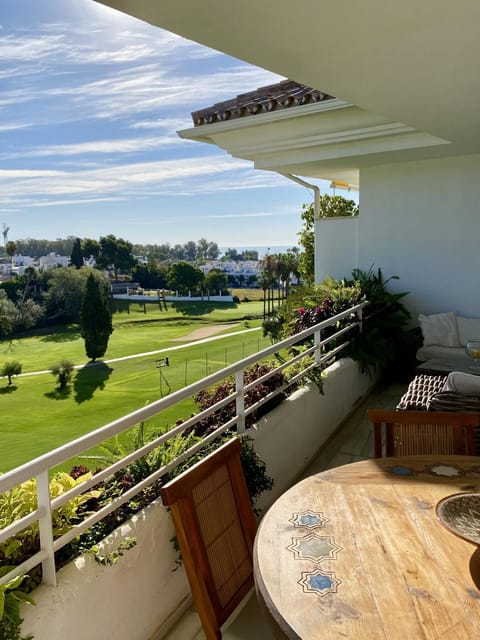 View (from property/room), Balcony/Terrace, Garden view, Mountain view, Sea view