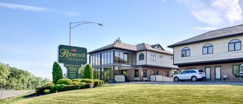 Roosevelt Inn & Suites Saratoga Springs Resort in Saratoga Springs