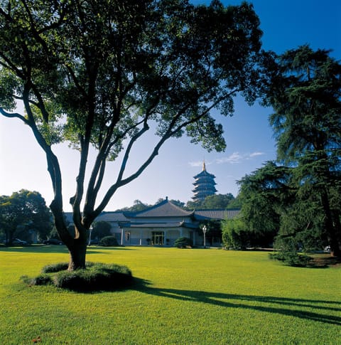 Property building, Garden