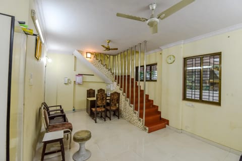 Comfortable Living Villa in Mumbai