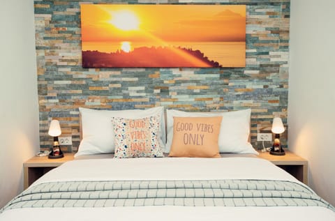 Bed, Decorative detail, Bedroom, Text overlay, Quiet street view, air conditioner