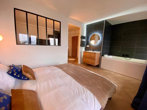 L'Escale Appartements et Suites en bord de Mer Bed and Breakfast in Le Havre