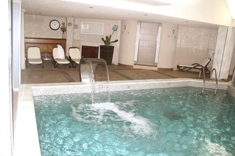 Spa and wellness centre/facilities, Swimming pool