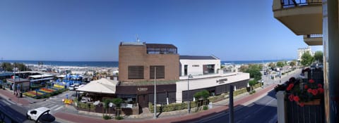 Neighbourhood, Sea view, Street view