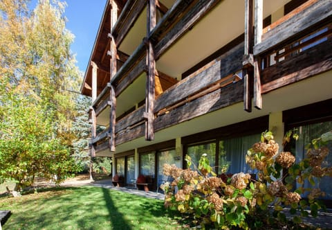 Schima Drosa Apartments - Studios - by Pferd auf Wolke Condominio in Canton of Grisons