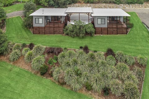 Lilypad Luxury Cabins House in Bellingen