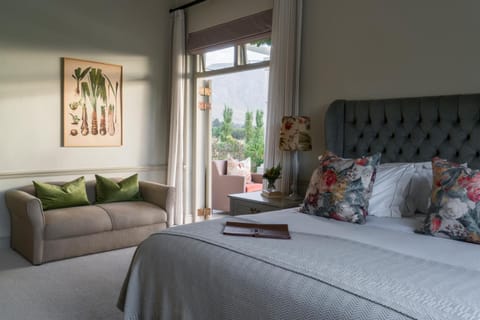 Cape Vue Country House Bed and Breakfast in Franschhoek