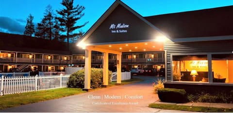 Mt. Madison Inn & Suites Hotel in Gorham
