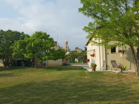 Gite Pourquoi Pas House in Occitanie