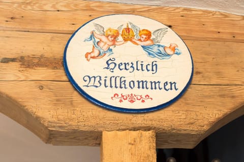 Pension Etzerschlössl Bed and Breakfast in Berchtesgaden