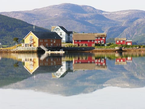 Sandtorgholmen Hotel - Best Western Signature Collection Hôtel in Troms Og Finnmark