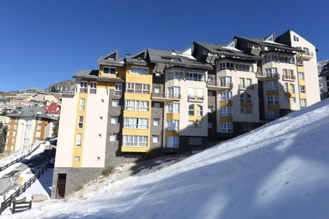 Off site, View (from property/room), Mountain view, River view