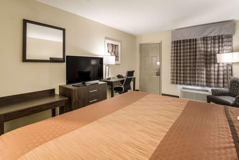 Quality Inn & Suites Dallas-Cityplace Hotel in Dallas