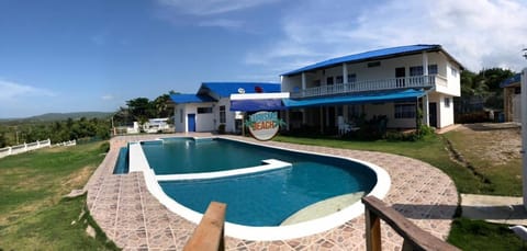 Blue Premium Beach House in Atlantico