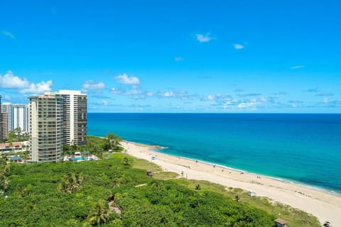 Palm Beach Singer Island Resort & Spa Luxury Suites Resort in Riviera Beach