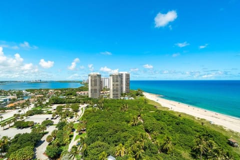 Palm Beach Singer Island Resort & Spa Luxury Suites Resort in Riviera Beach