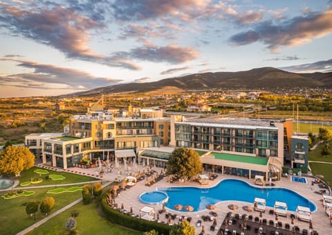 Natural landscape, Bird's eye view, Mountain view, Pool view, Swimming pool