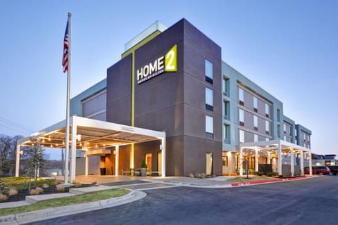 Home2 Suites by Hilton Kansas City KU Medical Center Hotel in Kansas City
