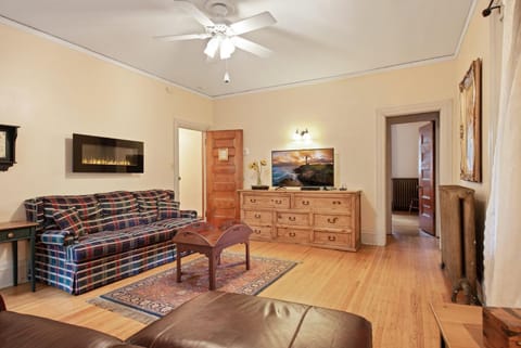 Historic District BnB Bed and Breakfast in Saint Paul