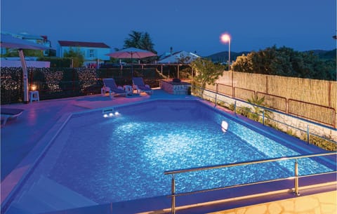 Beautiful Home In Sibenik With Heated Swimming Pool House in Šibenik