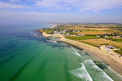 Property building, Bird's eye view, View (from property/room), Sea view