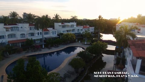 Pool view, Swimming pool, Sunset