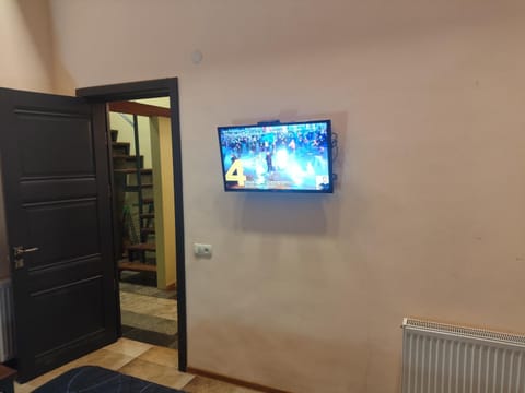 TV and multimedia, Photo of the whole room, Bedroom